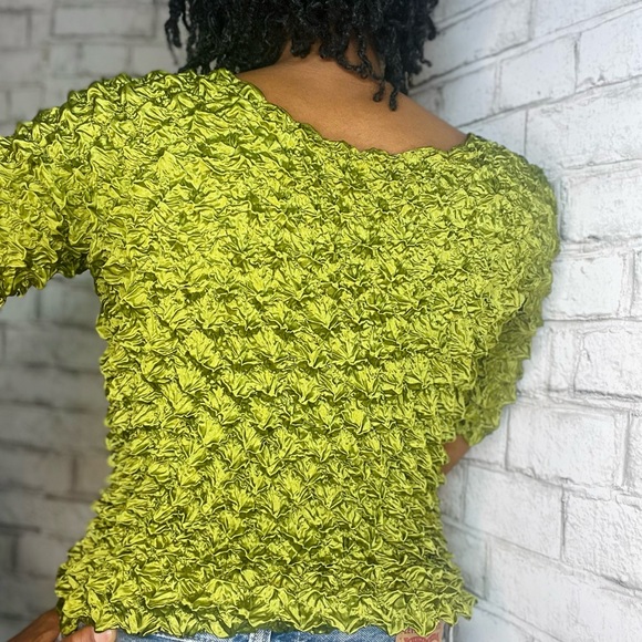 Y2K Popcorn Fabric Top - Picture 5 of 6